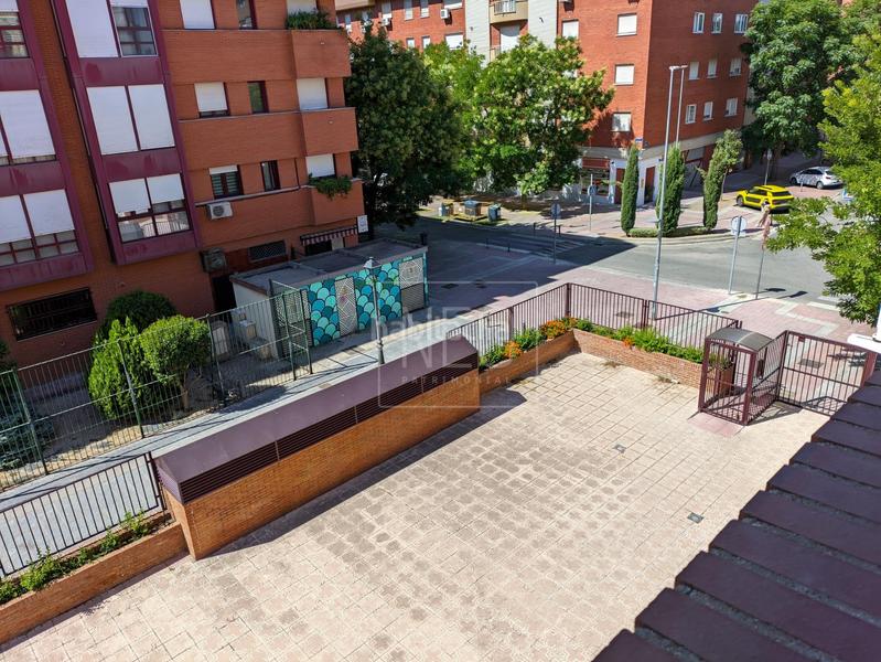 Foto 60aa55f5-14c4-40cb-ab2c-f14137f94d5f. Flat with heating parking pool in Juncal Torrejón de Ardoz