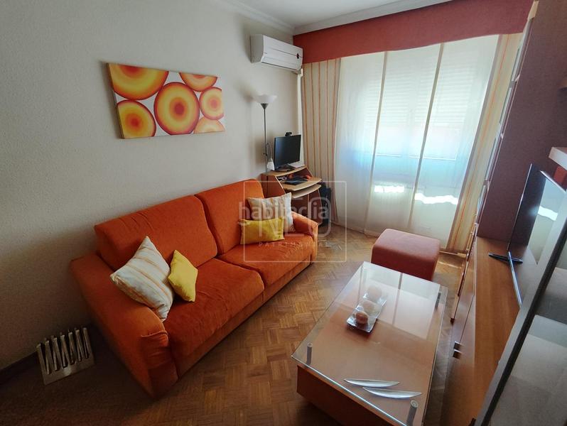 Foto 8561b0be-00b5-43cc-a436-54fcad0ec5e3. Flat with heating parking pool in Juncal Torrejón de Ardoz