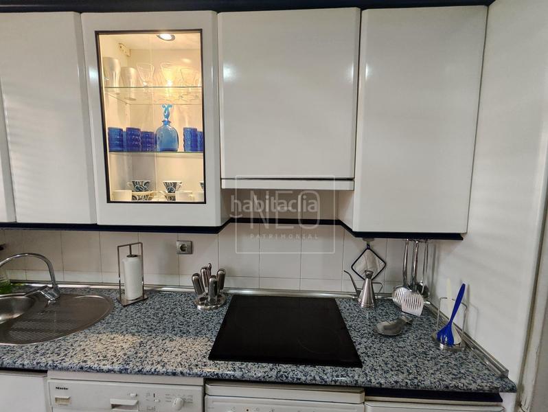 Foto c5280028-4f39-4f27-b33c-7b98dbe65cbd. Flat with heating parking pool in Juncal Torrejón de Ardoz