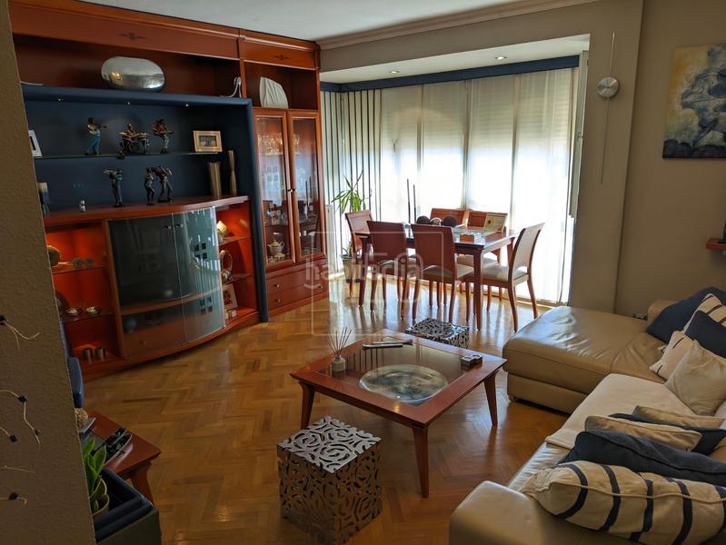 Foto c9650a49-2157-4a40-90f1-0b51bf218b8b. Flat with heating parking pool in Juncal Torrejón de Ardoz