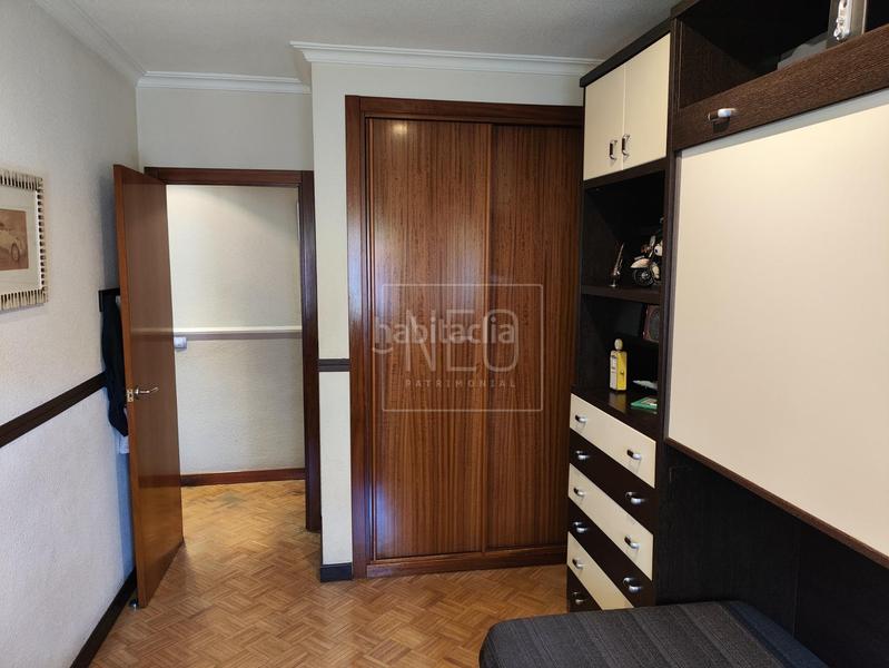 Foto d4e20115-08bb-4601-a73f-bf275b5e0094. Flat with heating parking pool in Juncal Torrejón de Ardoz