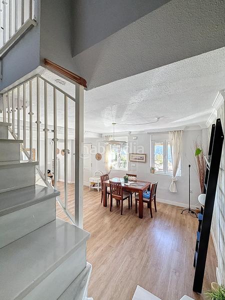 Foto 211e2f8f-4394-4fbc-83ce-24a3ff0df651. Casa adossada amb calefacció aparcament piscina a Cenes de la Vega