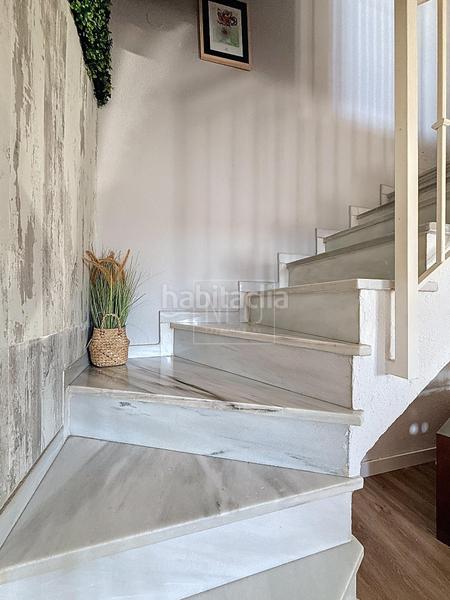 Foto 674a5305-5e67-40d3-9d06-a3e5aaf3e584. Casa adossada amb calefacció aparcament piscina a Cenes de la Vega