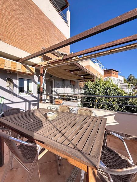 Foto 8bea69cc-a1ec-4b83-aacf-ec5abbc5a649. Casa adossada amb calefacció aparcament piscina a Cenes de la Vega