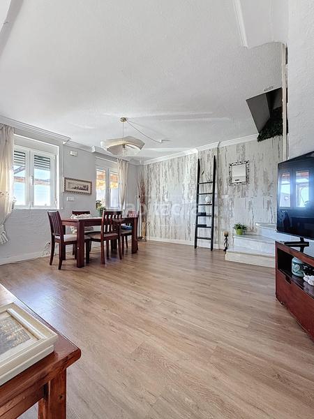 Foto 99c137a9-70bf-4850-8005-a6d6540b83e2. Casa adossada amb calefacció aparcament piscina a Cenes de la Vega