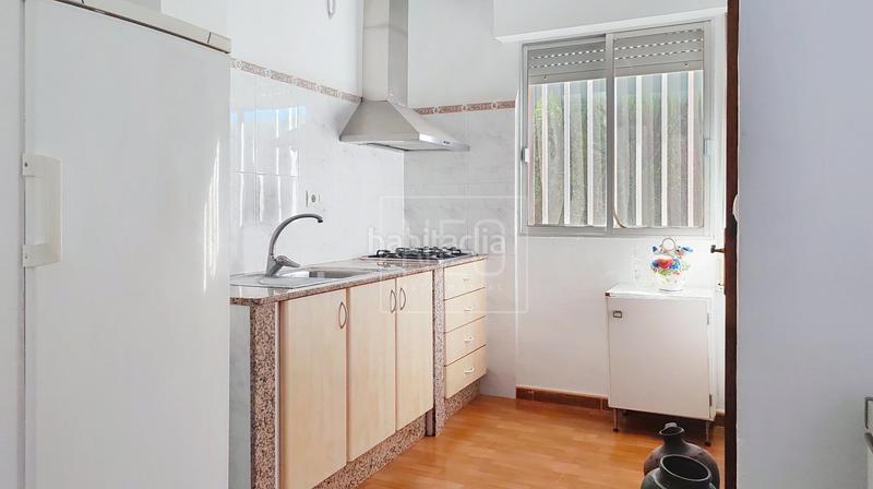 Foto d5e0d7cb-072c-438f-8f67-956d9e39b6f9. Xalet amb aparcament piscina a Oliva playa Oliva