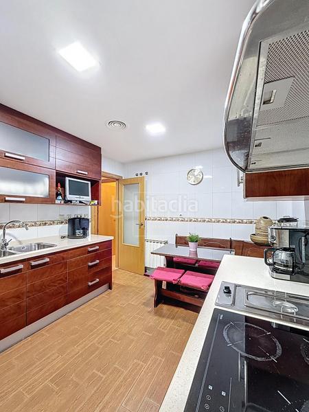 Foto 03828391-77b8-499f-8b71-c1b1e0d372e0. Zweistöckige wohnung mit parking in Polideportivo Alhendín