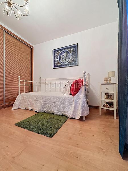 Foto f3e40592-55dd-4386-abcf-5d1fd7362944. Zweistöckige wohnung mit parking in Polideportivo Alhendín