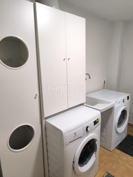 Foto 1cb4db11-b0b6-452d-9375-20c3b00f5d31. Towny house with heating parking pool in Atarfe