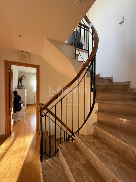 Foto b7031030-400f-4424-a3bf-74c047f540a0. Towny house with heating parking pool in Atarfe