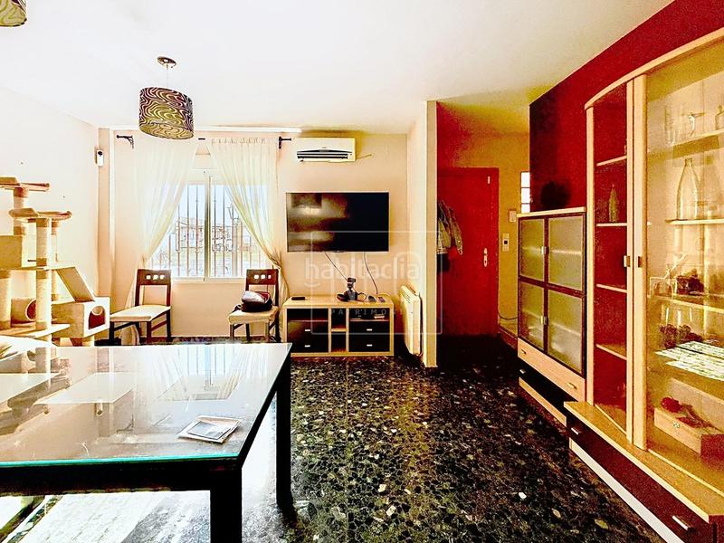 Foto 5a74b8e7-0f5c-4ba5-8ad2-f1d338e92d04. Maison jumelée avec chauffage parking dans Peligros