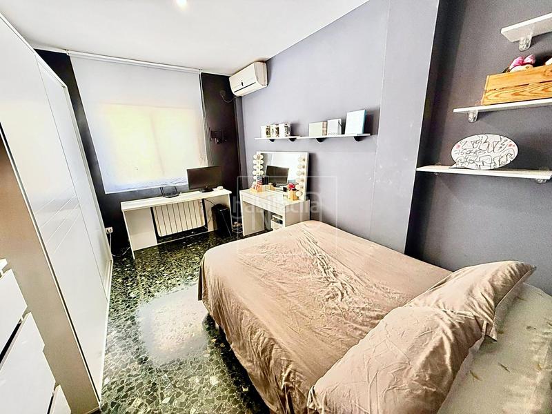 Foto 62ecadc7-c294-44b5-8546-990e62b53986. Maison jumelée avec chauffage parking dans Peligros