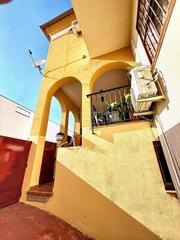 Maison jumelée  Calle badajoz. Adosado en calle badajoz, peligros