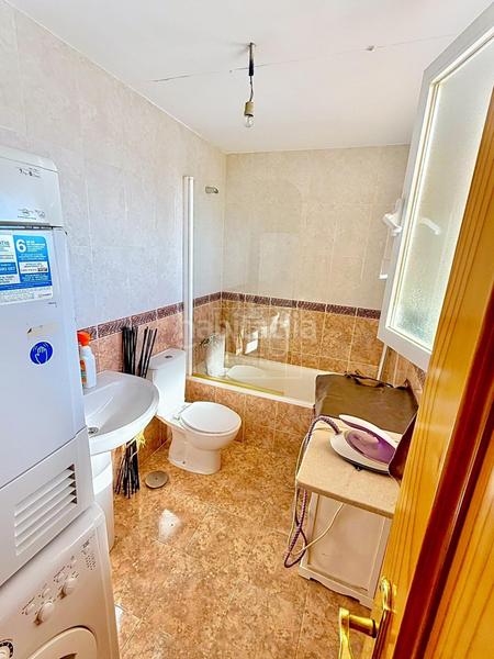 Foto 6d62363b-0b23-46f7-bcaa-e9a92e45ebce. Maison jumelée avec chauffage parking dans Peligros