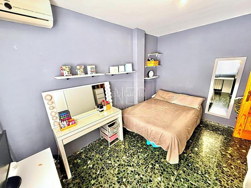 Foto 95945f55-ad98-4eed-a82a-4372aa114d0a. Maison jumelée avec chauffage parking dans Peligros