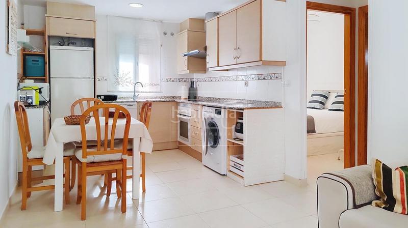 Foto 6e86d591-81dd-416d-b4a0-2a815186f4a5. Appartement avec parking piscine dans Piles