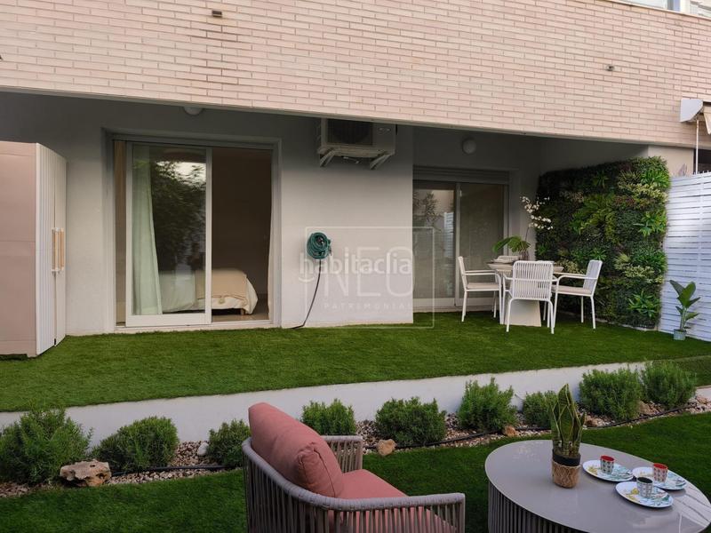 Foto a01160a6-e514-4034-bf25-61e613dcc1c6. Piano terra con parcheggio piscina in Les Bassetes - El Marjal Dénia