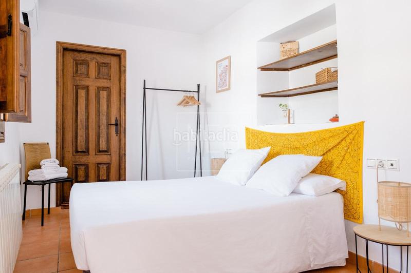 Foto cef4c997-8f4f-4d9a-9119-00d75a23d36f. Casa adosada adosado en serrano, en Barrio de Albaicín Granada