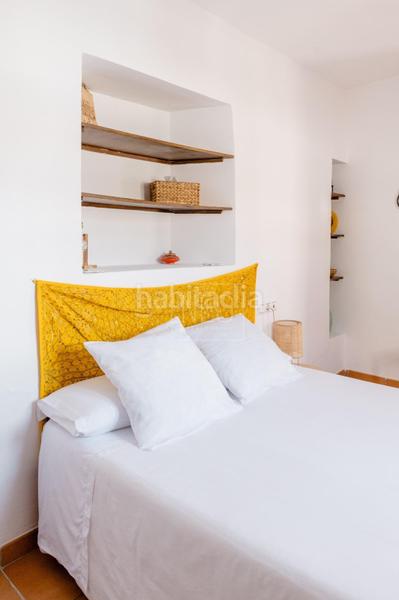 Foto ea5495a5-66bb-4719-8e54-0c1bbe368676. Casa adosada adosado en serrano, en Barrio de Albaicín Granada