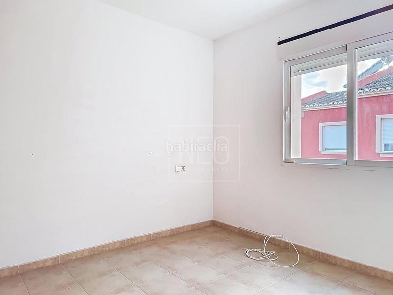 Foto 1e8c9ff5-ff5d-4a58-a827-ef74cf0620ff. Maison jumelée avec parking dans Palmera