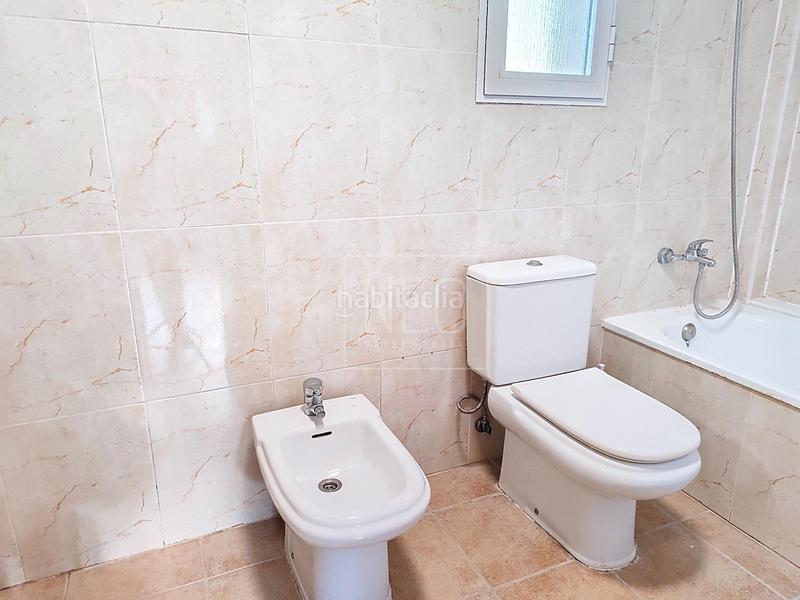 Foto 37c1dda4-4e1f-4c34-aef8-02c623cb061e. Maison jumelée avec parking dans Palmera