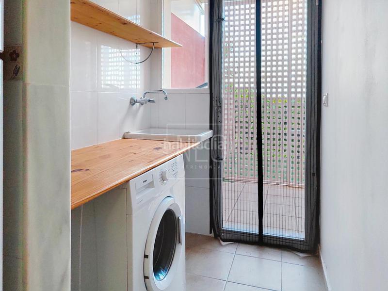 Foto a2978865-f222-4c41-8e63-046fda50541a. Maison jumelée avec parking dans Palmera