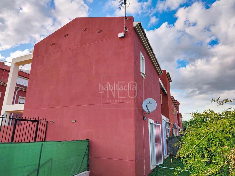 Foto ba6ef90b-8b2d-4b84-b8cd-a1a10de2a68f. Maison jumelée avec parking dans Palmera