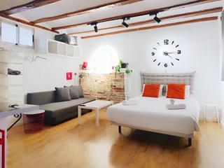 Loft  Carrer mendoza. Loft en mendoza, valencia