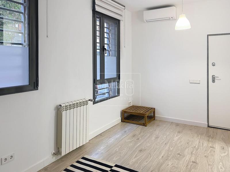 Foto 9737c970-ec5b-4b9a-b565-eada77e3478f. Ground floor with heating in Fuente del Berro Madrid