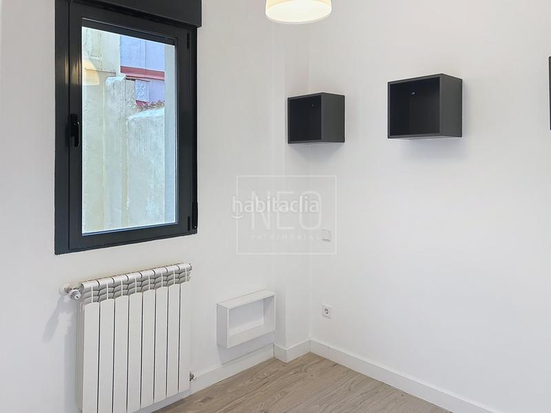 Foto bcfd24d2-1d9a-44c8-925c-dc2af9dae620. Ground floor with heating in Fuente del Berro Madrid