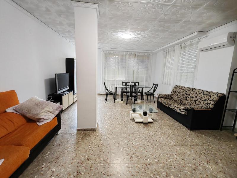 Foto 007958c2-355e-4864-8555-fb78e4f6ad5c. Casa pareada pareado en poligono, en Playa de Gandía Gandia