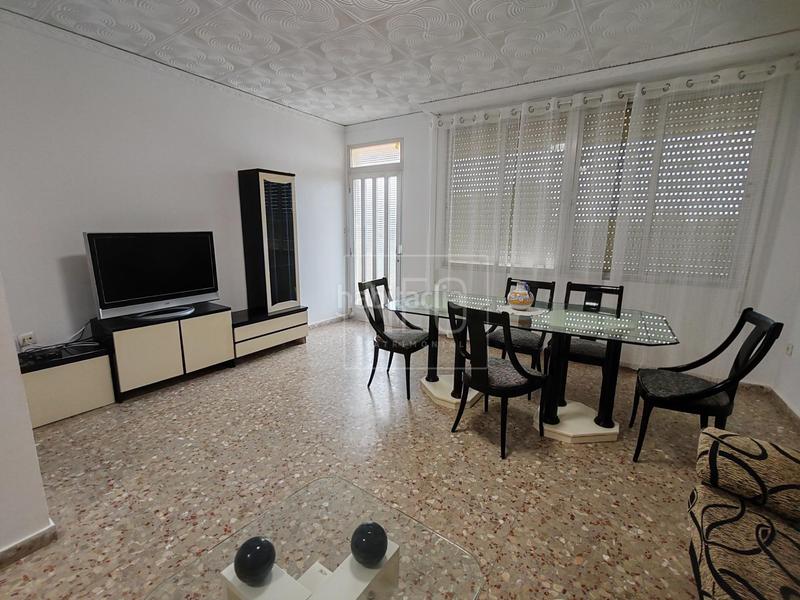 Foto 4e572f0c-dad9-4741-9e85-a53277555611. Casa pareada pareado en poligono, en Playa de Gandía Gandia