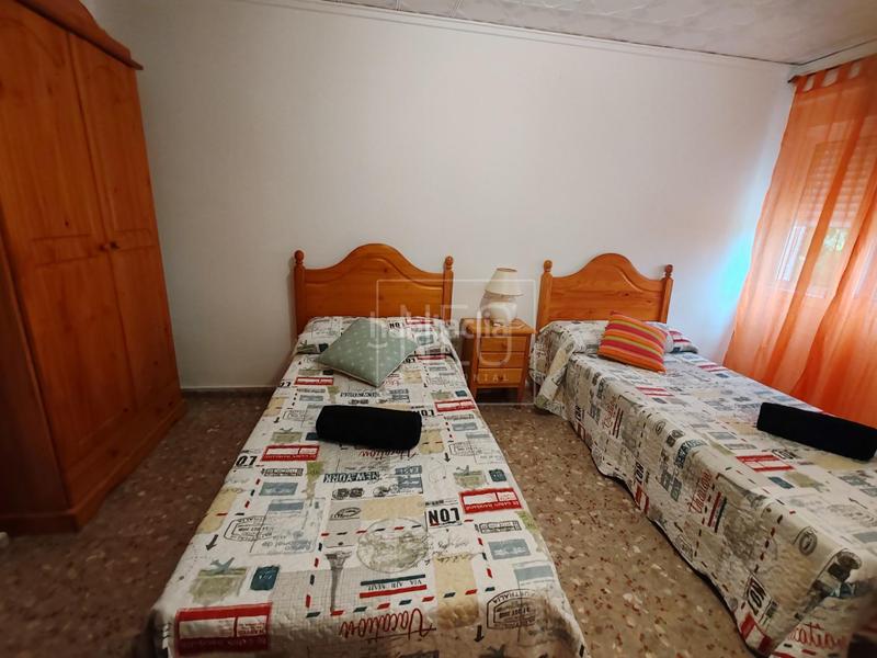 Foto addddcf7-93af-4d0b-816b-783ba69c3c2a. Casa pareada pareado en poligono, en Playa de Gandía Gandia