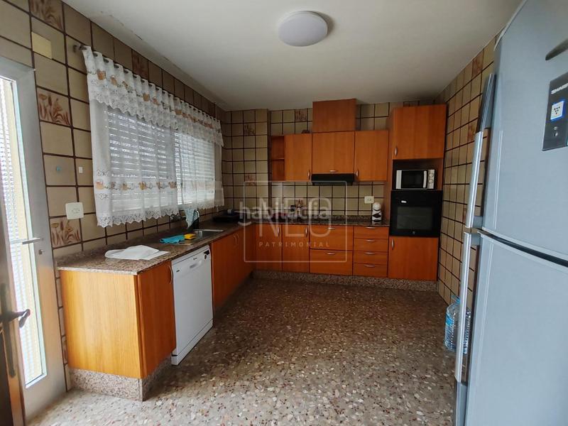 Foto bce76529-cc8b-4941-a44d-9e84c8251d4b. Casa pareada pareado en poligono, en Playa de Gandía Gandia