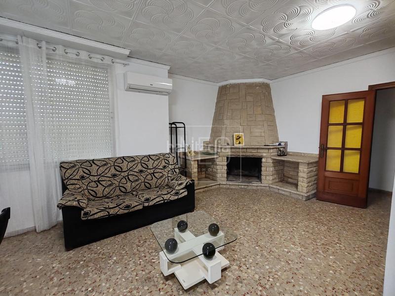 Foto e7e5856d-51b9-4ddb-8189-8f217862c645. Casa pareada pareado en poligono, en Playa de Gandía Gandia