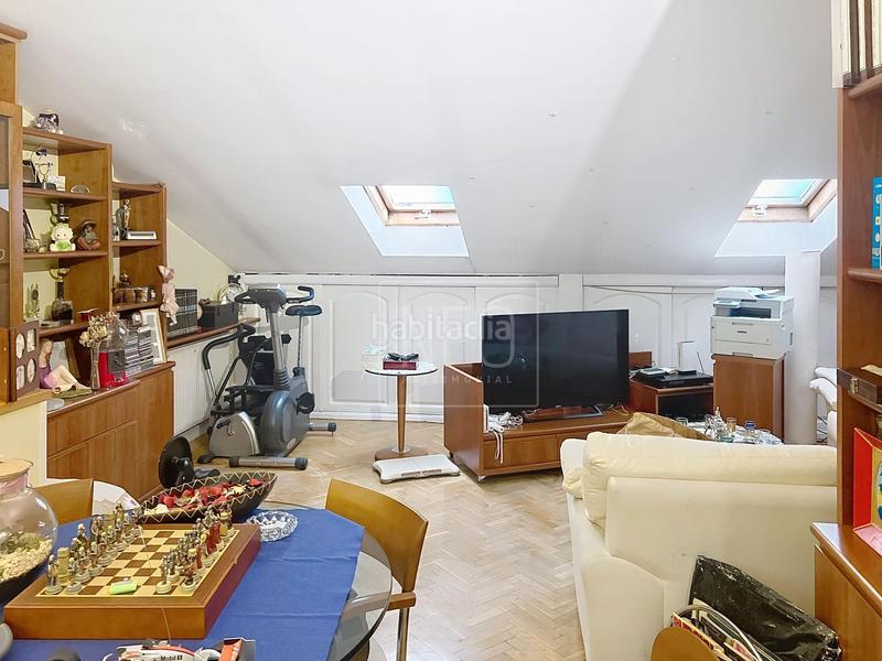 Foto 08709eb2-f570-4549-83f0-2a94bcfcbe82. Reihenhaus mit heizung parking in Salvador Madrid