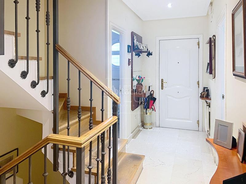 Foto 11ee1d5d-8de8-42b3-9521-50b86aa47809. Reihenhaus mit heizung parking in Salvador Madrid