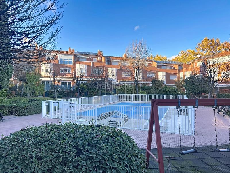 Foto 9e1791b1-16cb-458e-98d9-05a7aa4cbcbf. Reihenhaus mit heizung parking in Salvador Madrid