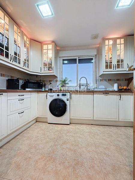 Foto 566071b8-7579-4d3b-b9c1-fa607a6921a1. Attique avec parking piscine dans Aljomahima - Ermita Gabias (Las)