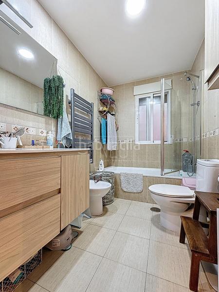 Foto 5f675bd2-9979-40ce-8b58-3d10f1e52666. Attique avec parking piscine dans Aljomahima - Ermita Gabias (Las)