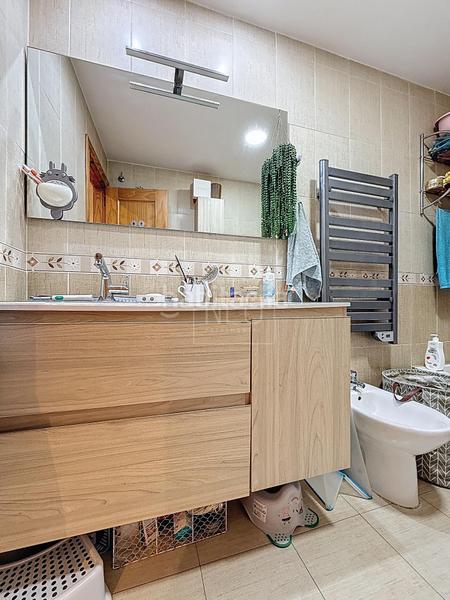 Foto fe083f3e-e8dd-49a0-b61b-dee10824e08c. Attique avec parking piscine dans Aljomahima - Ermita Gabias (Las)