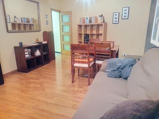 Flat in Calle LOPEZ GRASS