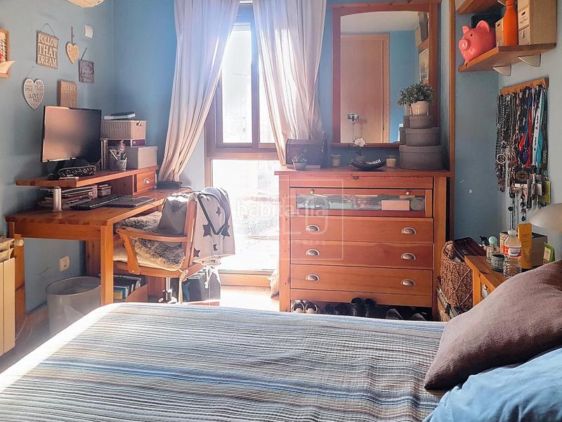 Foto e42d32c7-ab3b-441a-88de-8c58fe95f69b. Etagenwohnung mit heizung parking in La Paz Madrid