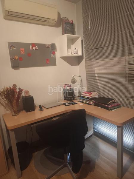 Foto e7c33bcb-b3c5-49e2-93db-707cb81593fa. Etagenwohnung mit heizung parking in La Paz Madrid