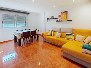 Etagenwohnung  Avenida alzira. Piso en alzira, corbera