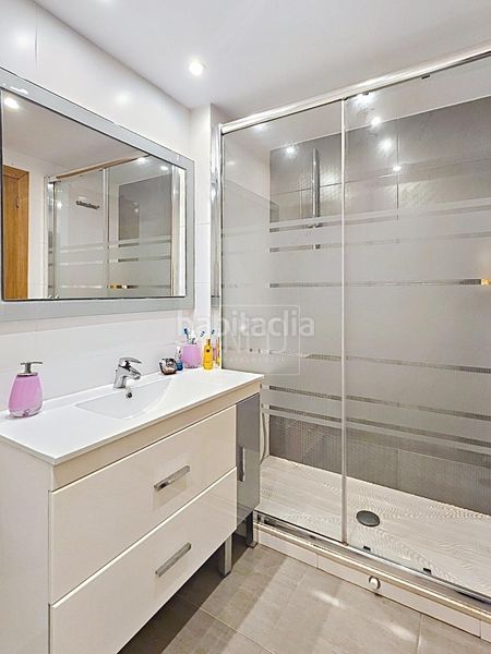 Foto 2cf803e3-24d2-476b-a1c0-31eb955fc88e. Pis amb aparcament a Barrio de Campanar Valencia