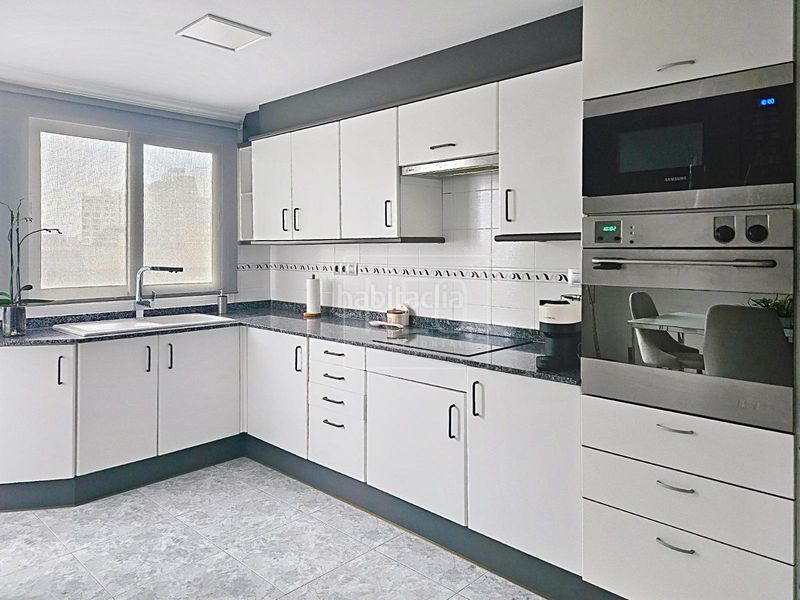 Foto 496d26dd-9735-469d-9c30-8a930279c406. Pis amb aparcament a Barrio de Campanar Valencia