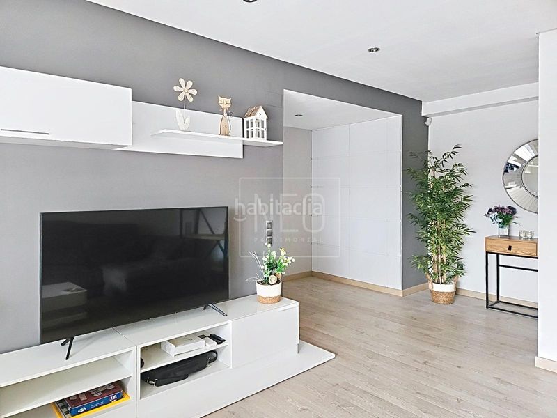 Foto 4edb265b-6abe-44d8-b7fa-1af011e930b6. Pis amb aparcament a Barrio de Campanar Valencia