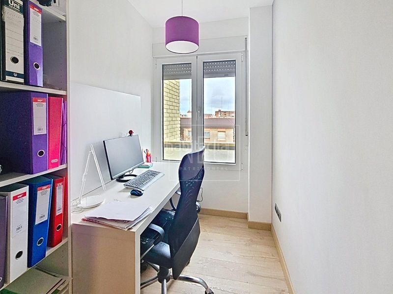 Foto 80c5ba8a-7884-434a-b556-d54427465c7d. Pis amb aparcament a Barrio de Campanar Valencia