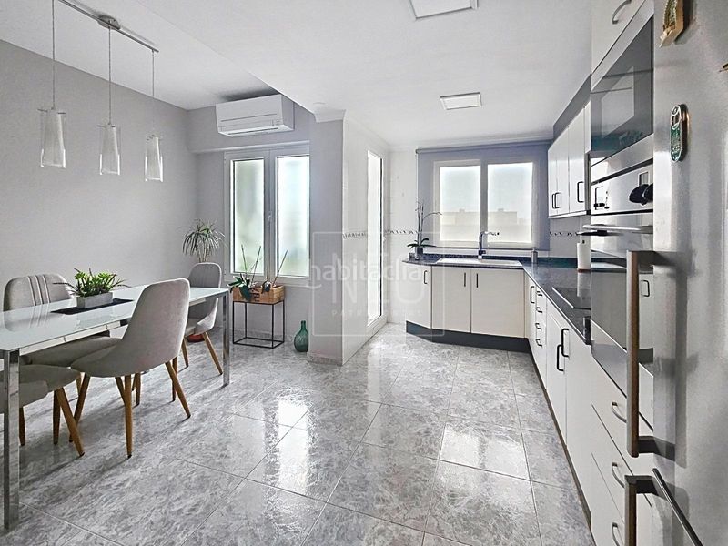 Foto 84df9ab4-14cb-4795-a05e-147c8d2503c9. Pis amb aparcament a Barrio de Campanar Valencia